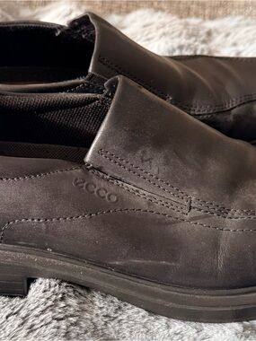 Ecco Men's Black Leather Slip-On Loafers